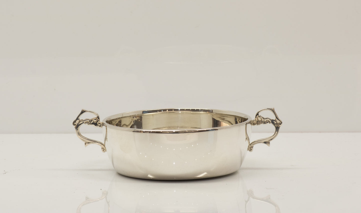 Vintage Sterling Silver Traditional Scottish Drinking Vessel, Quaich. Birmingham 1995