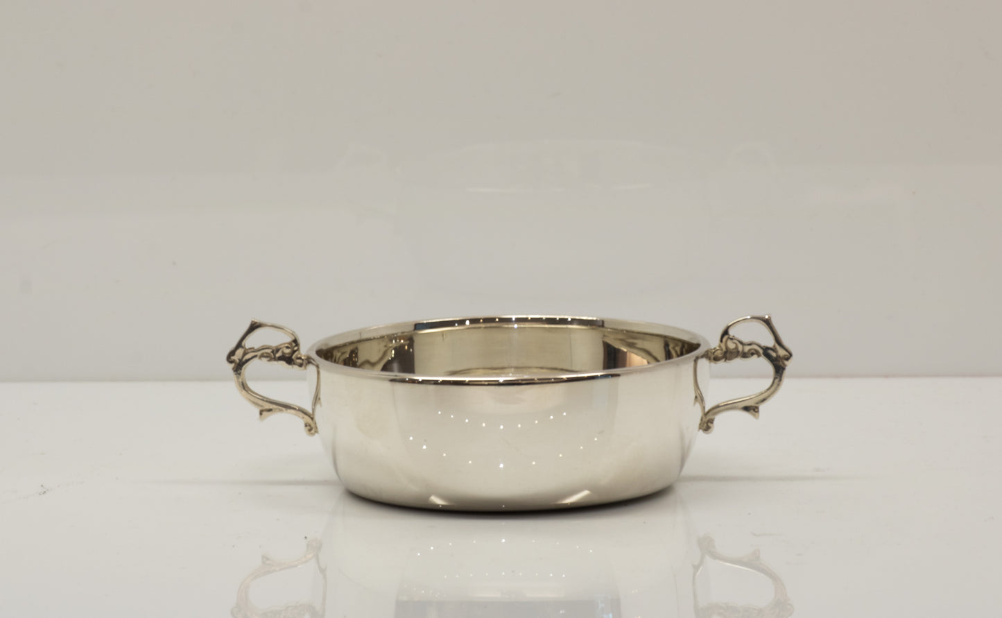 Vintage Sterling Silver Traditional Scottish Drinking Vessel, Quaich. Birmingham 1995