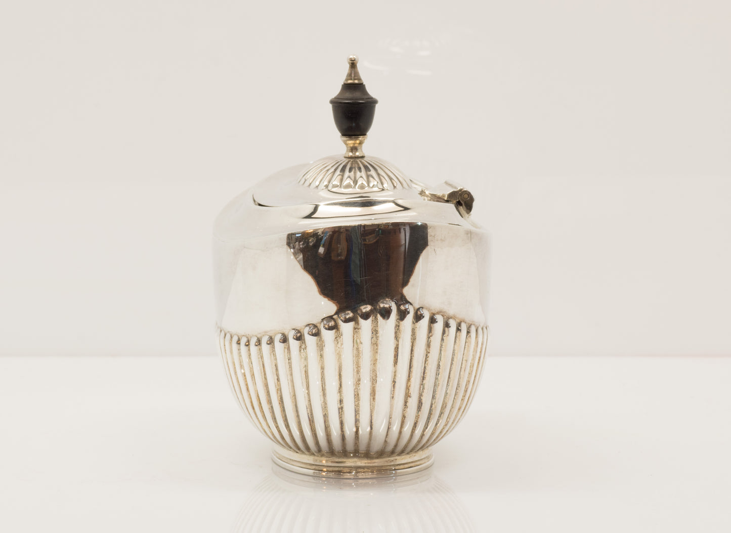 Antique Sterling Silver Tea Caddy.  London 1900. William Hutton & Sons Ltd