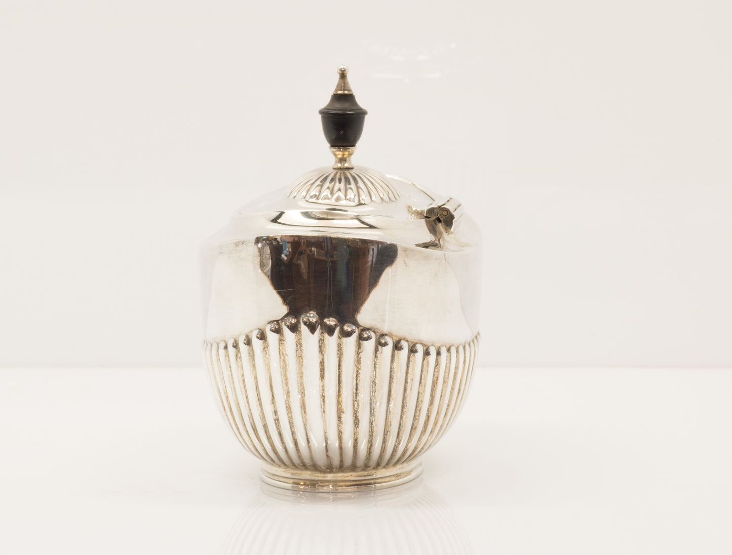 Antique Sterling Silver Tea Caddy.  London 1900. William Hutton & Sons Ltd