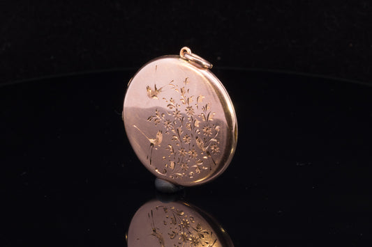 Antique 9ct Hand Engraved Front and Back Locket C.1910. Stunning Fine Engraving.