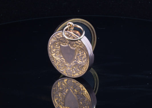 Rare Antique 9ct Gold 4 Section Family Locket.  Hallmarked Birmingham 1908.