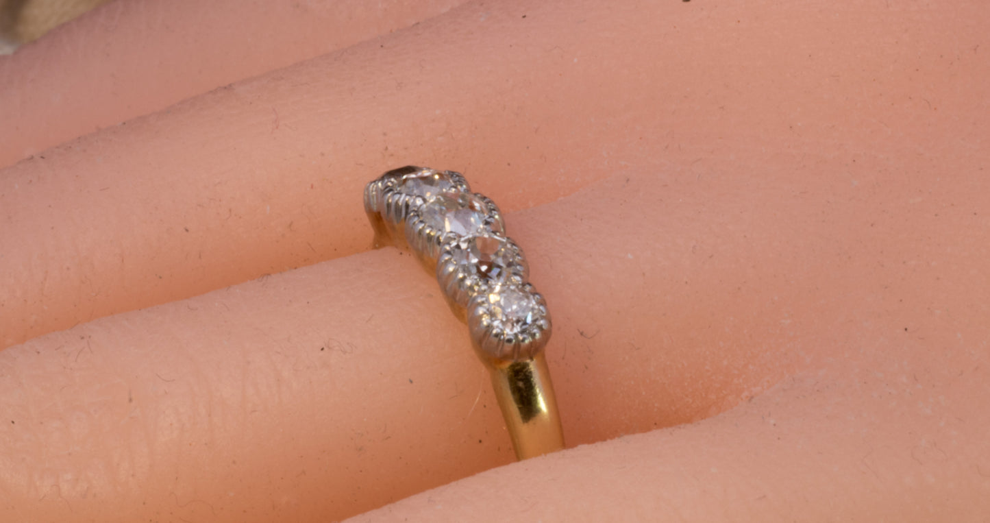 Antique 18ct Gold 5 Stone Diamond Ring. Old European Cut Diamonds.  Late Victorian.