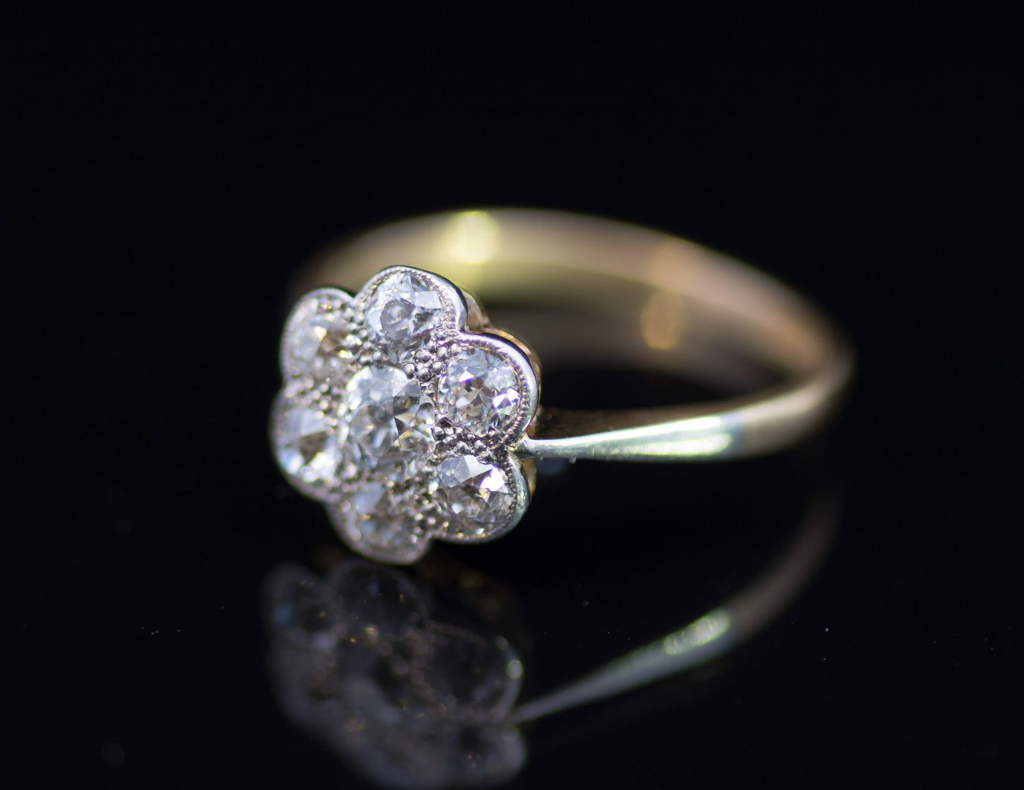 Antique Edwardian 18ct Gold & Platinum Daisy Cluster Old European Cut Diamonds. C1900