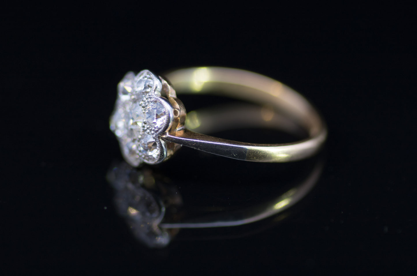 Antique Edwardian 18ct Gold & Platinum Daisy Cluster Old European Cut Diamonds. C1900