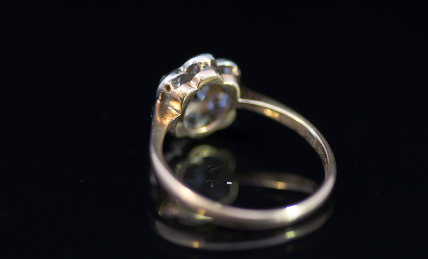 Antique Edwardian 18ct Gold & Platinum Daisy Cluster Old European Cut Diamonds. C1900