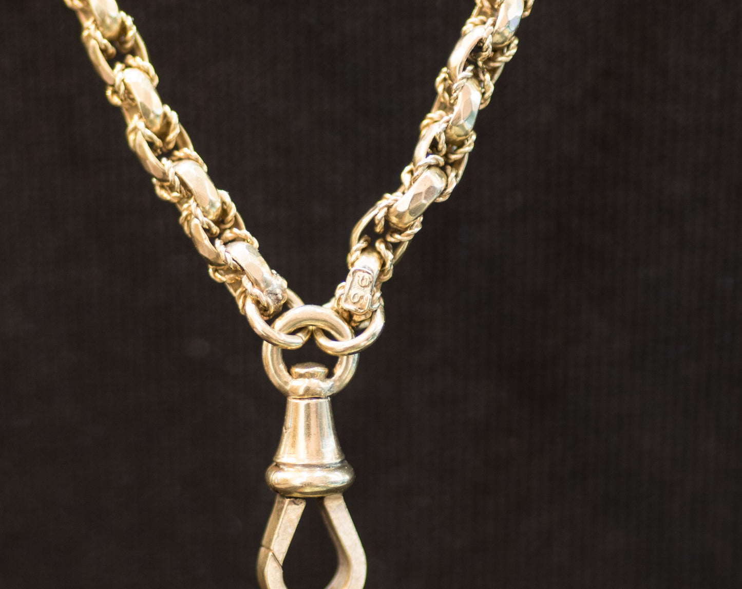 Attractive Victorian Antique 9ct Gold Guard Chain 60inch.  English C.1880