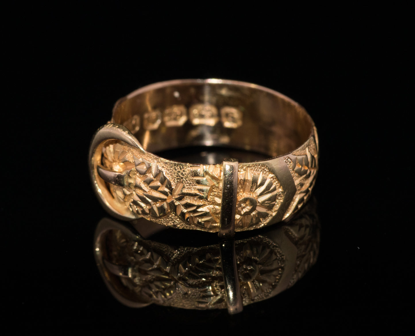 Antique Victorian 18ct Gold Buckle Ring with Fine Floral Motif. Assayed Birmingham 1892. Superb Example.
