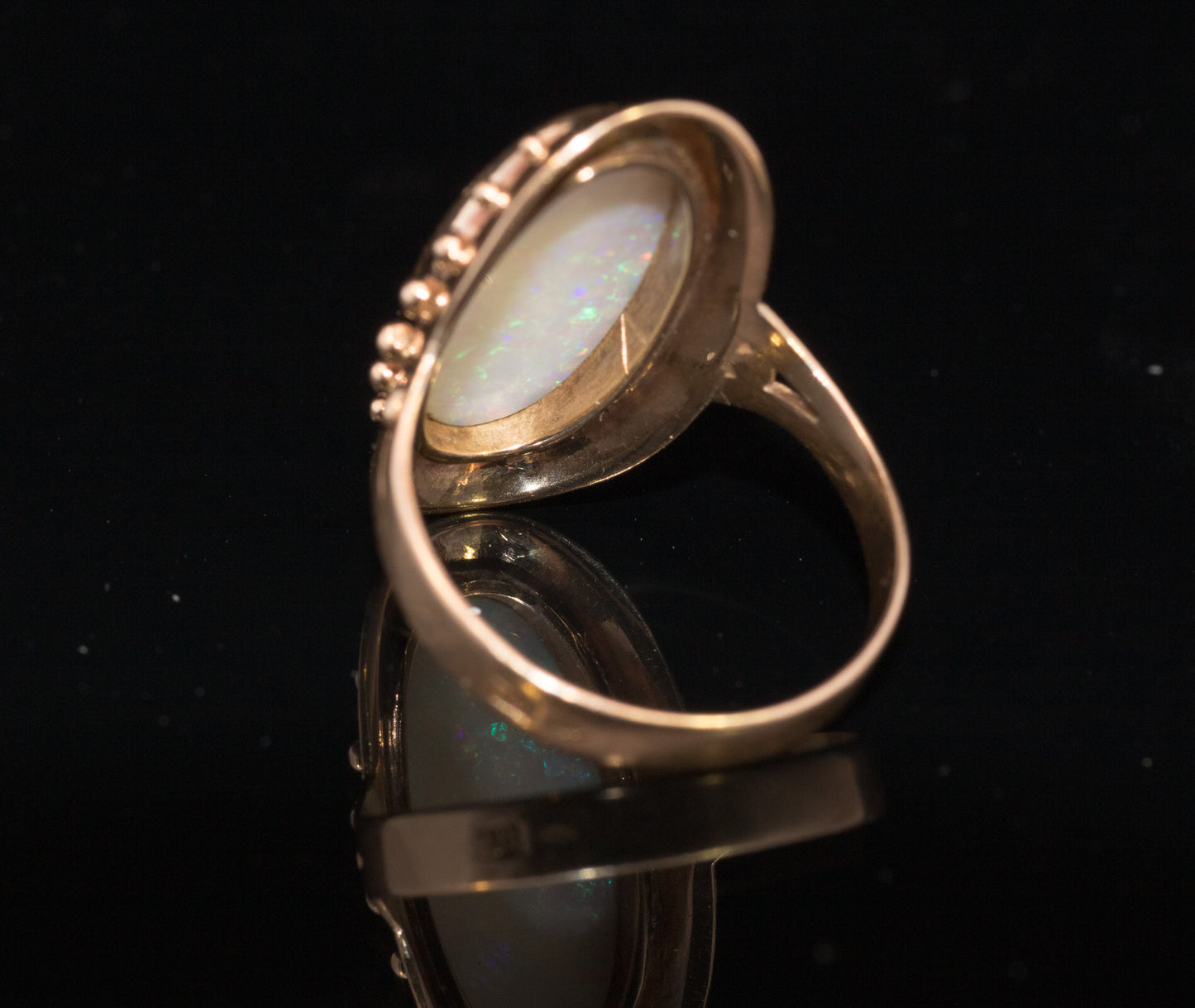 Vintage Scandinavian Design 14k Gold Natural Oval Opal Ring.