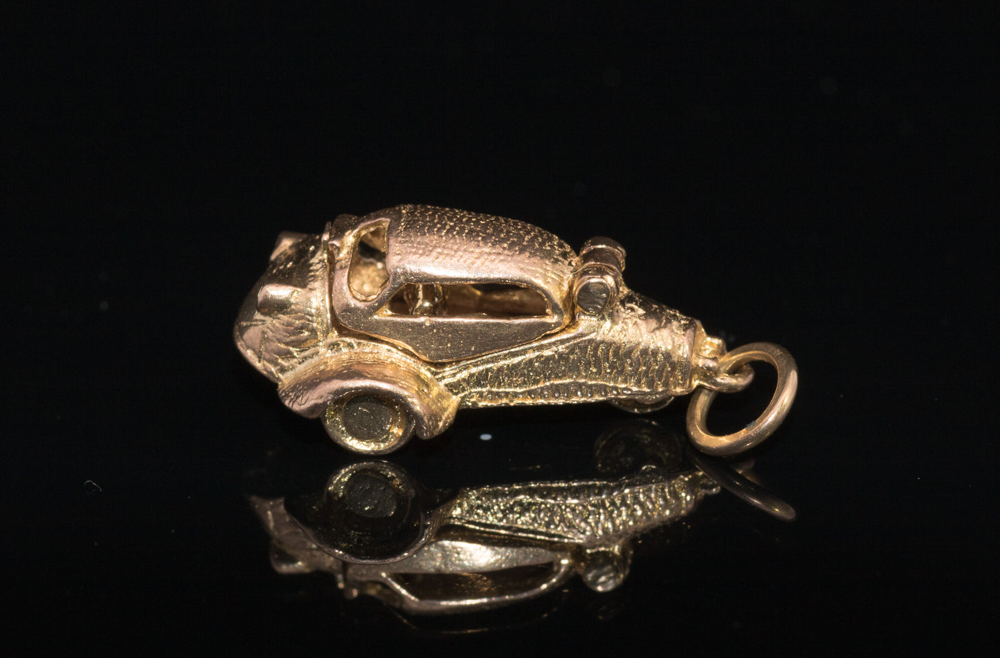 Vintage 9ct 'Messerschmitt KR200' Charm / Pendant. Hallmarked London 1971.