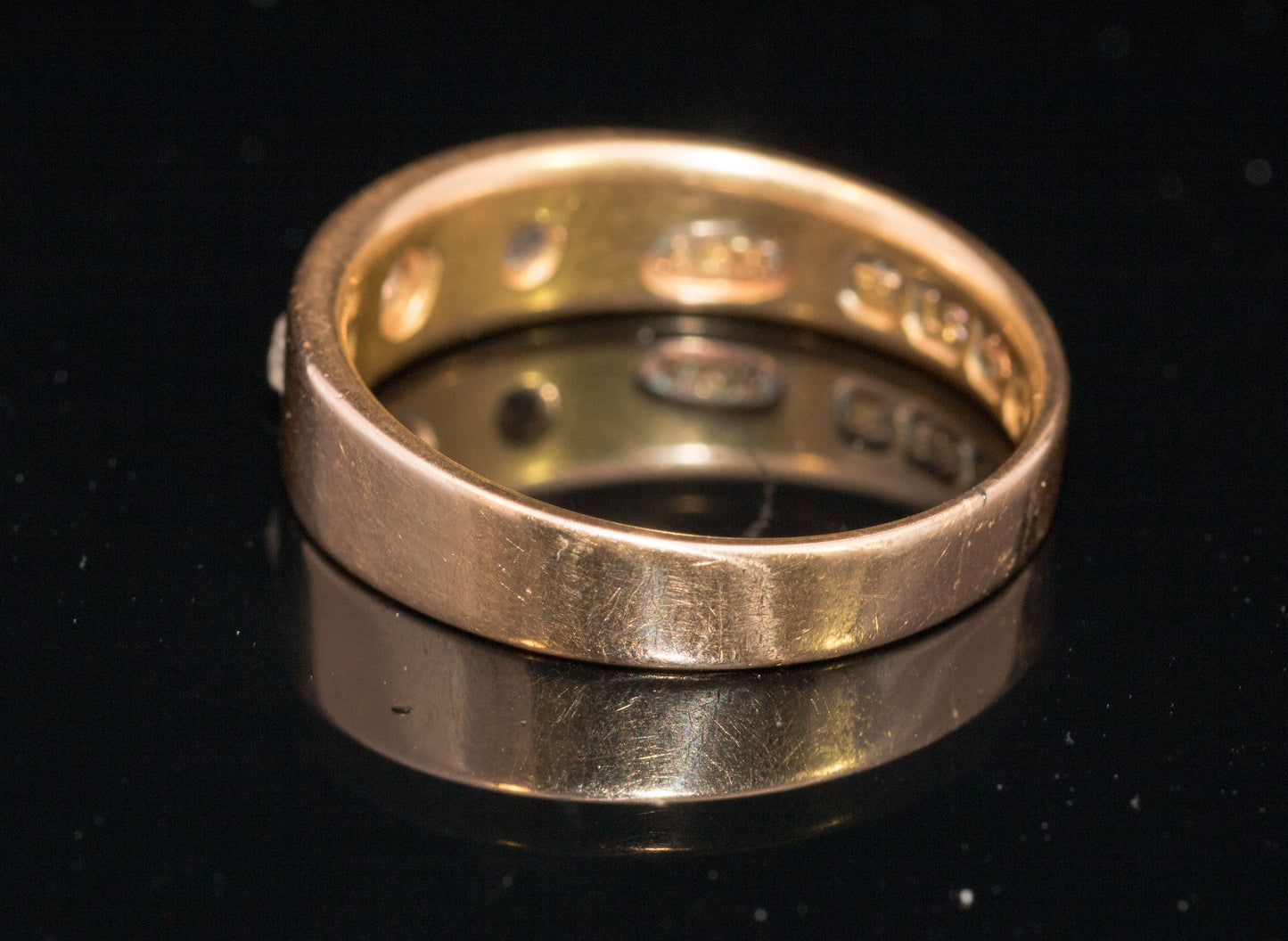 Antique 18ct Gold Gypsy Set Rose-cut Diamond 3 stone ring