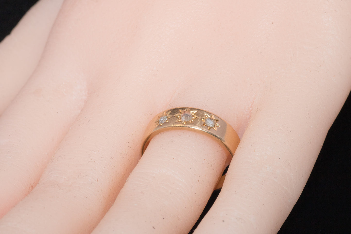Antique 18ct Gold Gypsy Set Rose-cut Diamond 3 stone ring