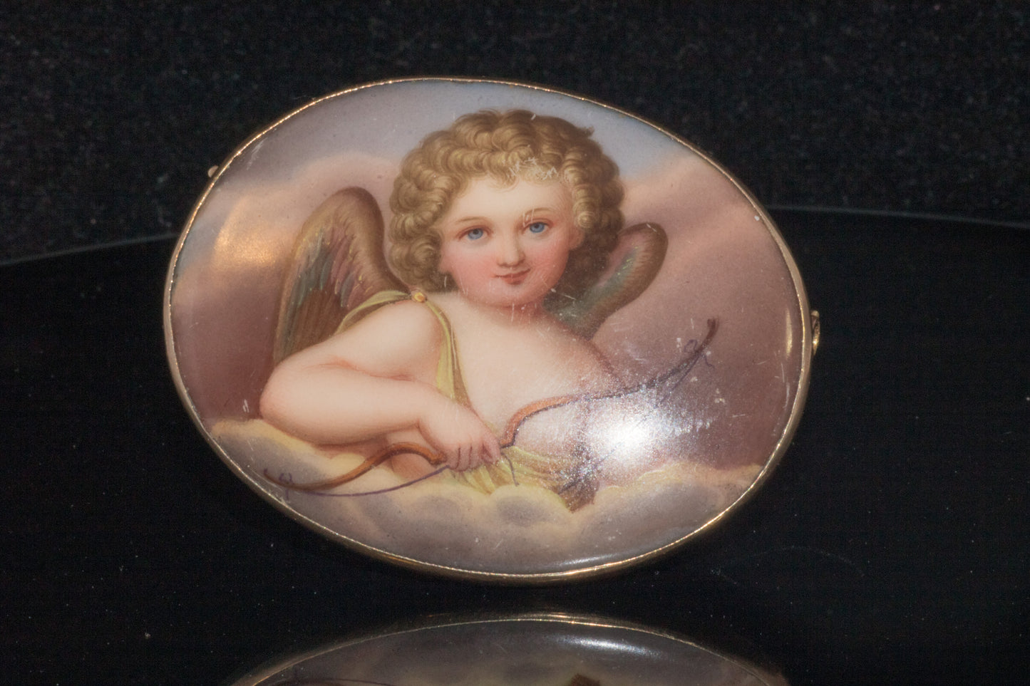 Antique 9ct Gold Hand Painted Cherub Brooch C. 1890s. Late Victorian. Porcelain.