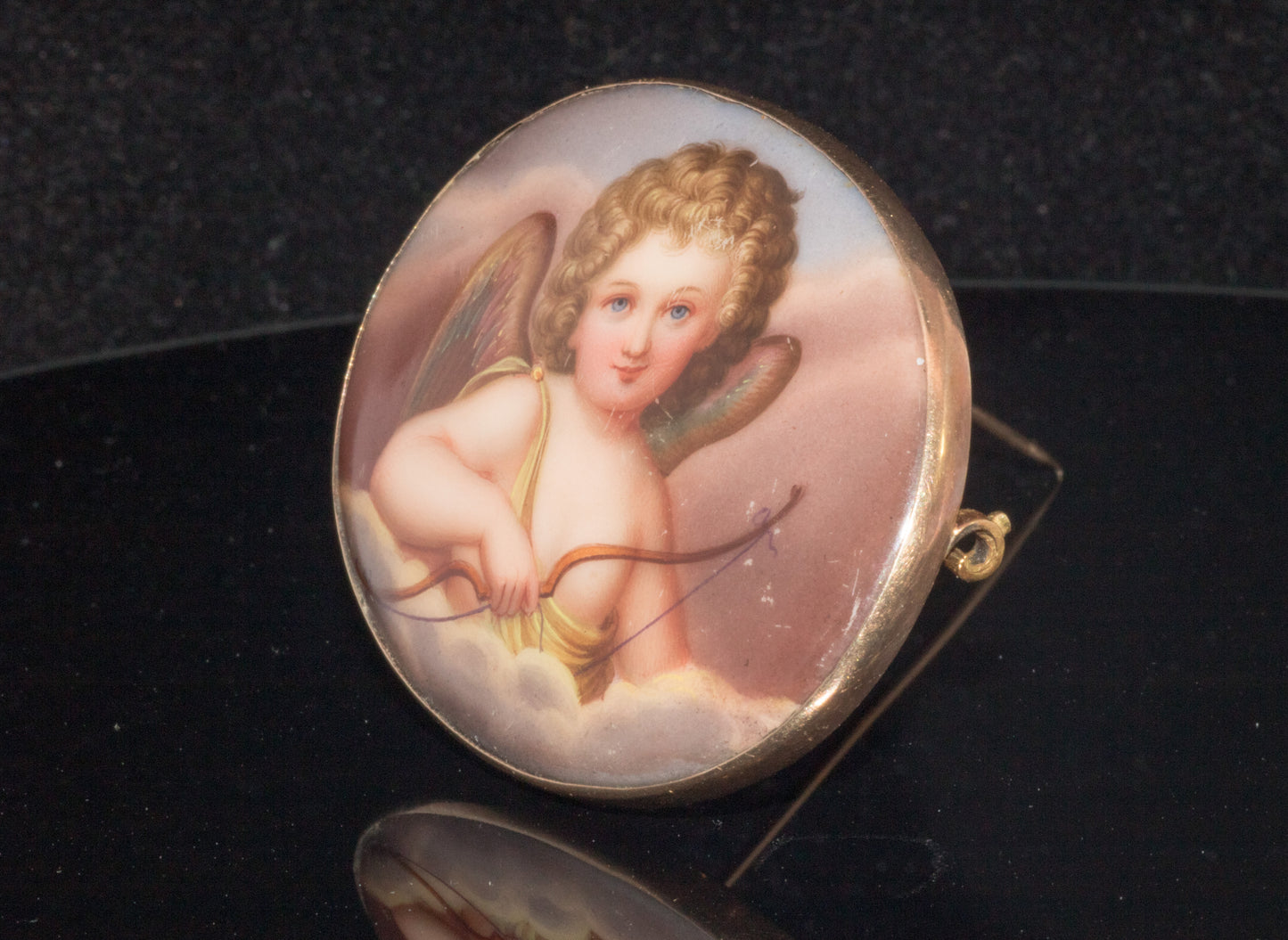 Antique 9ct Gold Hand Painted Cherub Brooch C. 1890s. Late Victorian. Porcelain.