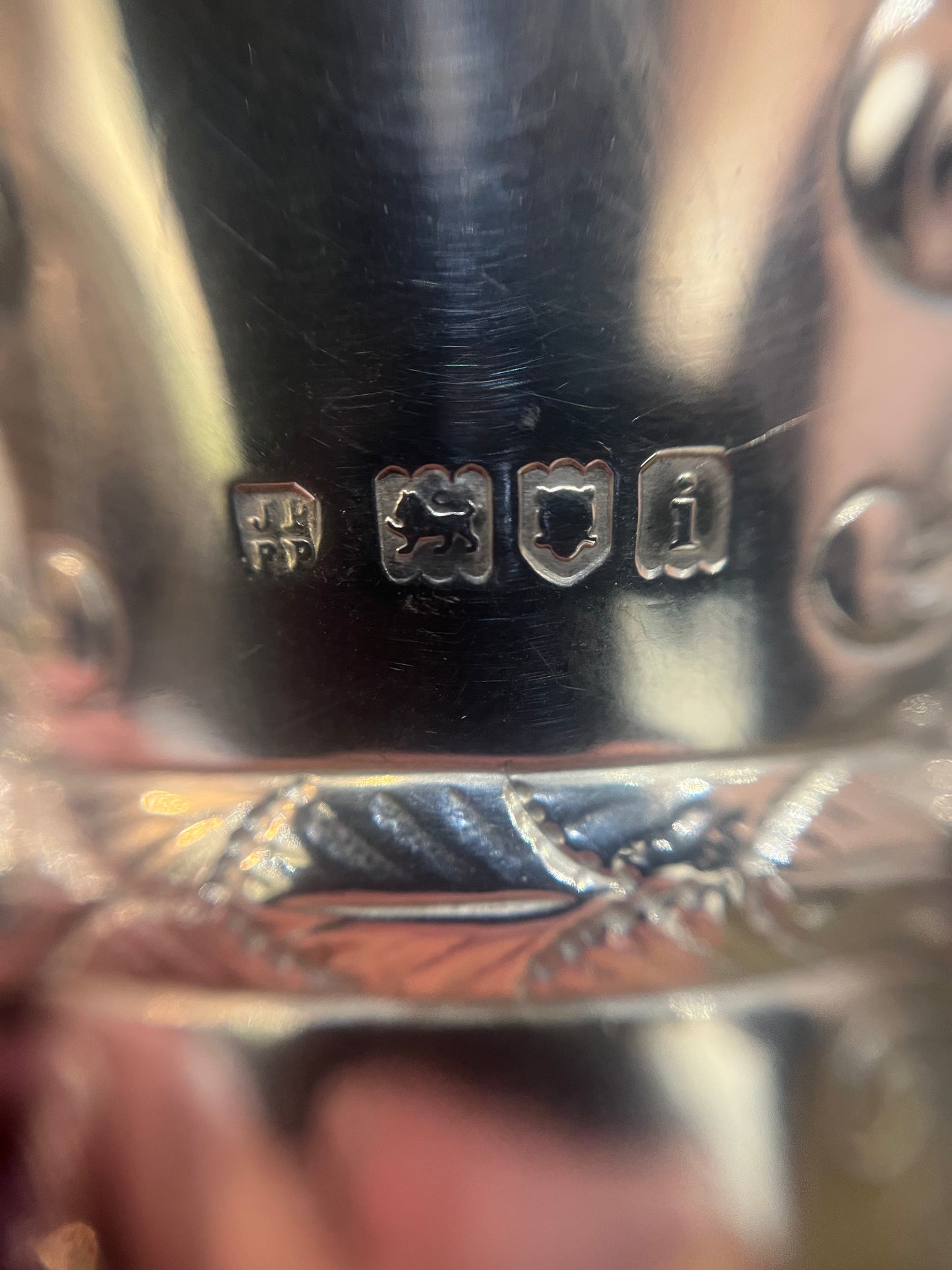 Very Pretty Antique Sterling Silver Posy vase. Assayed in London 1904.