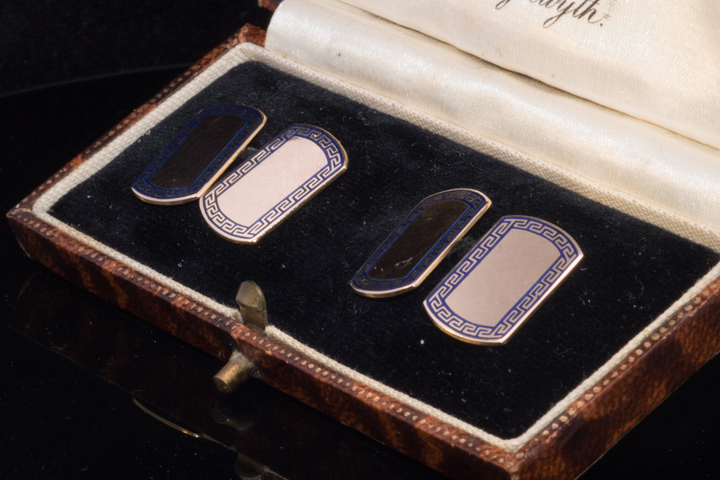 Art Deco 9ct Gold  Blue Enamel Cufflinks. Attractive Grecian Style Decoration.