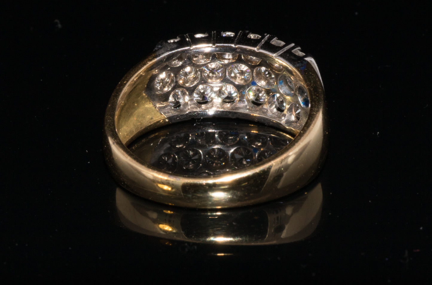 Vintage 18ct White and Yellow Gold Natural Diamond Pavé Set Ring. 1.20ct.
