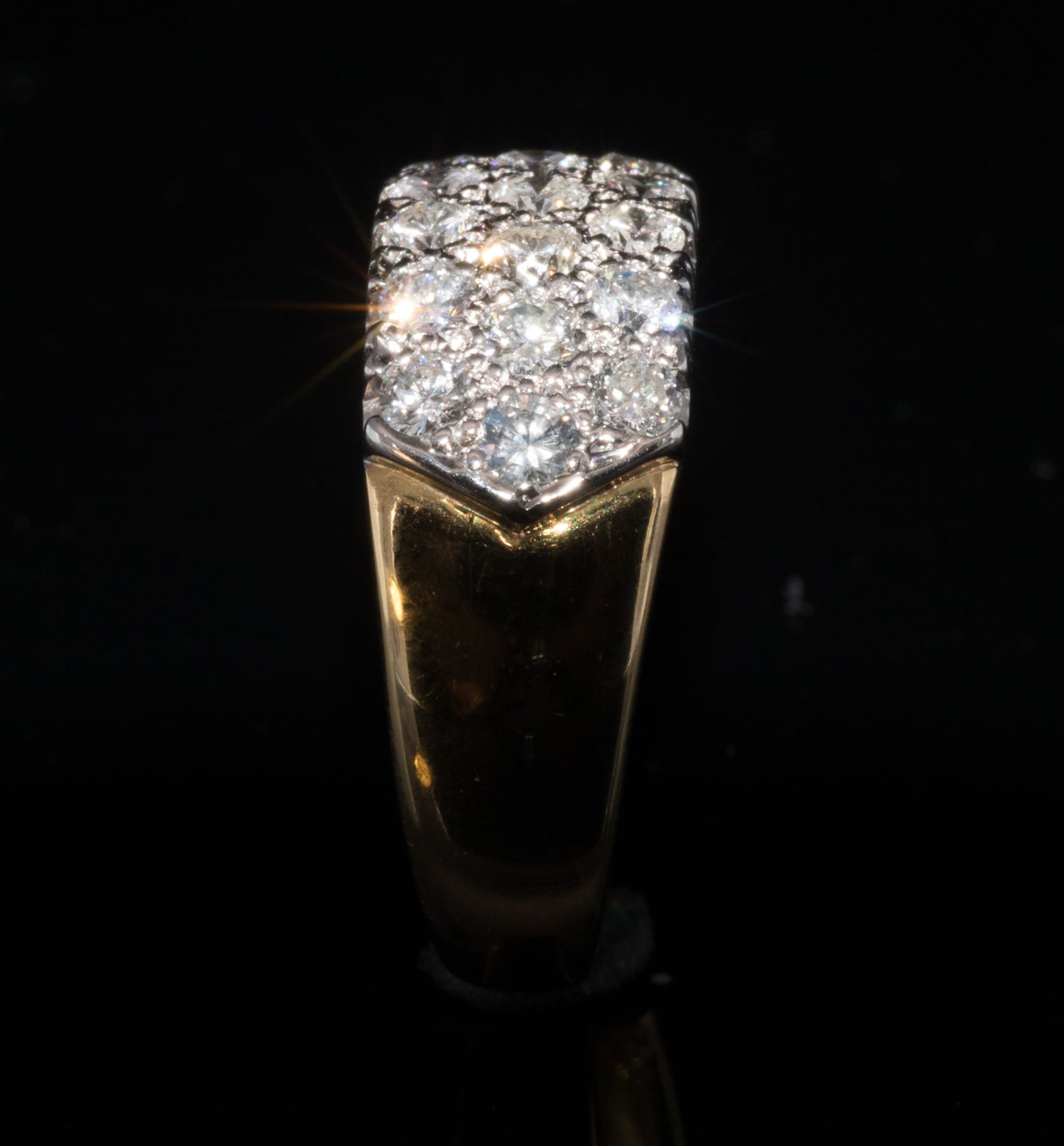 Vintage 18ct White and Yellow Gold Natural Diamond Pavé Set Ring. 1.20ct.