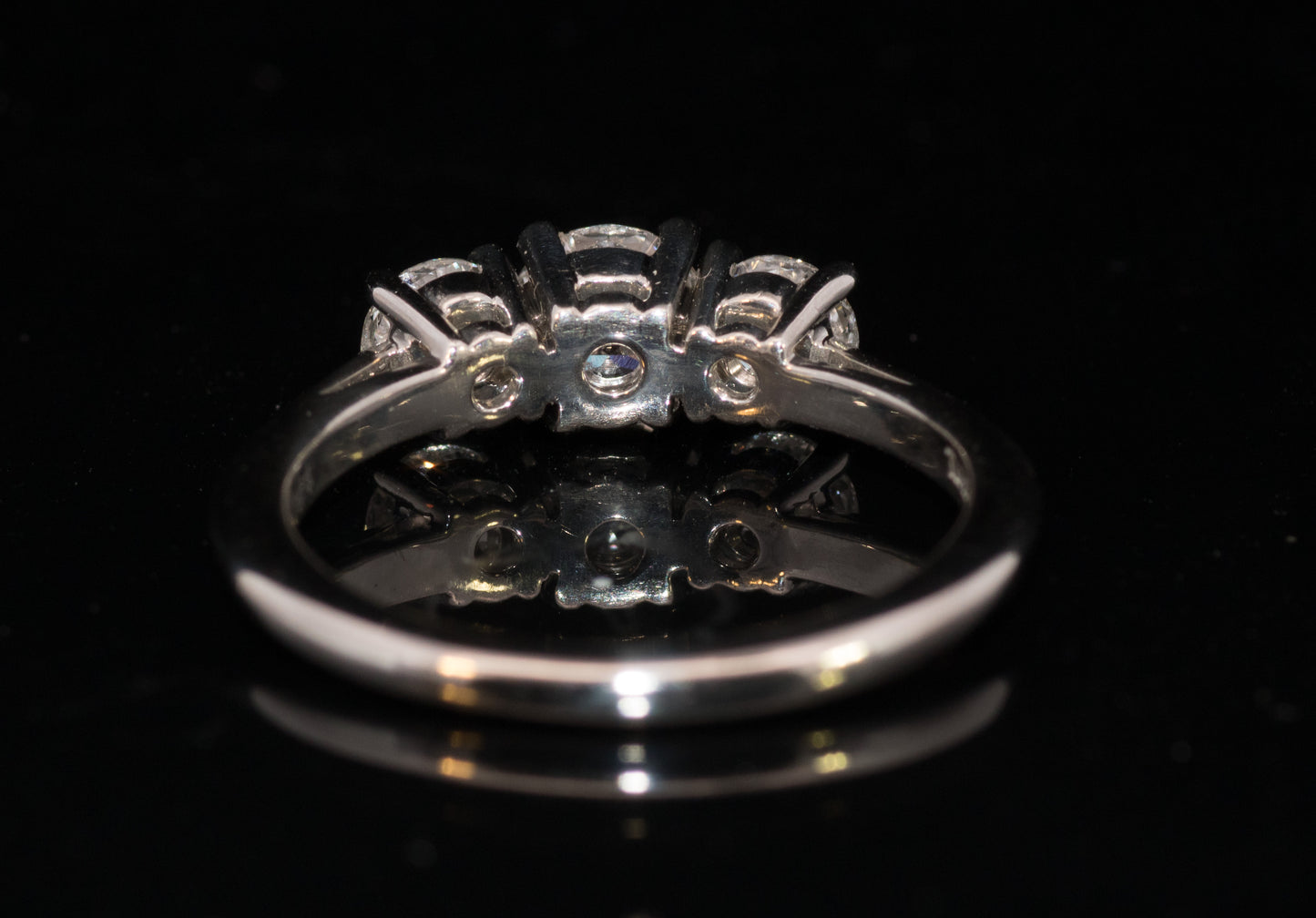 Tiffany & Co. Stunning Platinum 3 Stone Diamond Trilogy Ring. Certificated. 1.26 Carats.