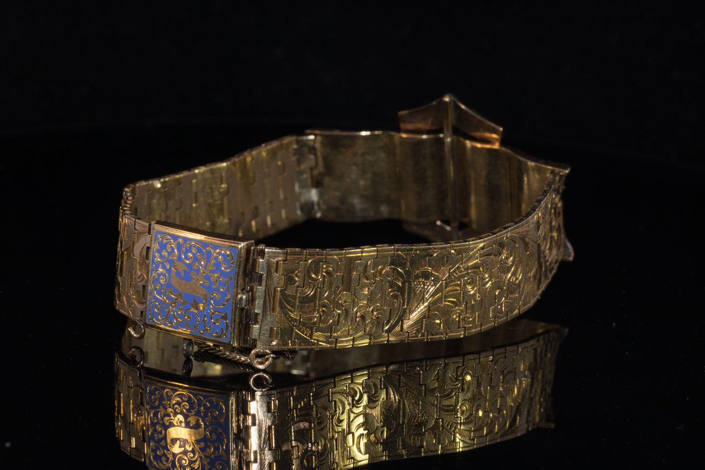 Antique 15ct Gold Enamel Buckle Bracelet. Stunning Rare Survivor. English 1870 - 1880