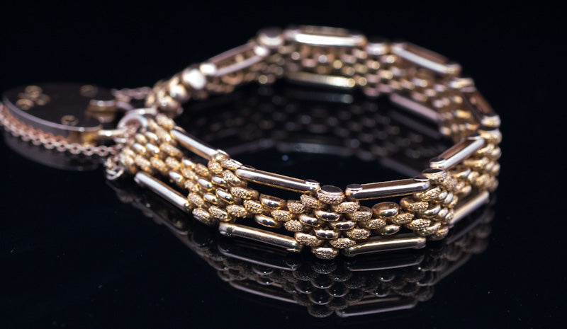 Antique 9ct Edwardian Gate Bracelet. Fantastic Condition C.1900s