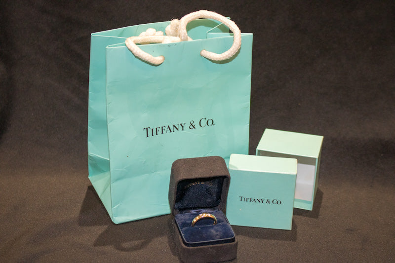 TIFFANY. Vintage 18ct and Platinum Tiffany & Co Diamond Etoile Ring. Box, Receipt.