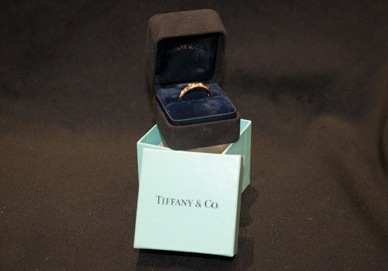 TIFFANY. Vintage 18ct and Platinum Tiffany & Co Diamond Etoile Ring. Box, Receipt.