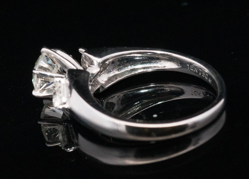 Vintage 18ct Gold and Diamond Ring. Trillion Cut Diamond Shoulders 1.37ct total From Harrods Knightsbridge