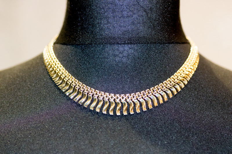 Vintage 9ct Gold Cleopatra or Fringe Collarette. Assayed in 1991.