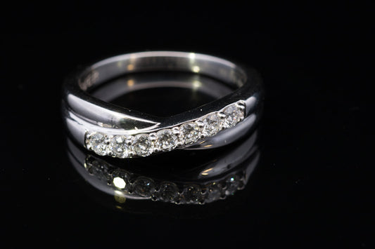 Pre-Loved Certified Natural Diamond Crossover Half Eternity Platinum Ring. 0.28 Carats.