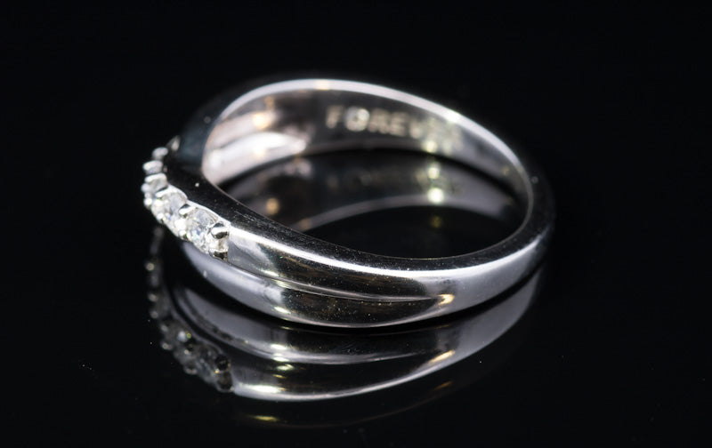 Pre-Loved Certified Natural Diamond Crossover Half Eternity Platinum Ring. 0.28 Carats.