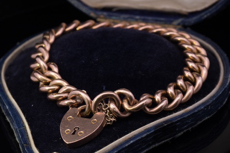 Superb Antique Victorian 15ct Gold Curb Bracelet Original Padlock and Box.
