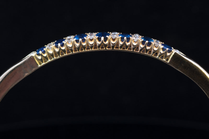 Superb Antique Sapphire and Diamond 18ct Gold Hinged Bangle C.1900. Original Case.