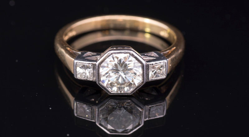 Pre-Loved Art-Deco Style. 18ct Gold Natural Diamond Ring. Octagonal Setting, Princess Diamond Shoulders. 1.00ct centre