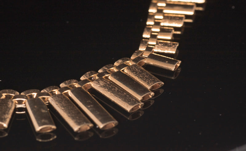 Vintage Retro 9ct Yellow Gold Cleopatra or Fringe Collarette. London 1975