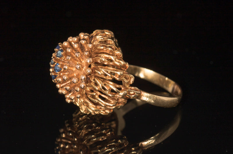 Vintage Mid Century, 1960's 18ct Gold and Sapphire Cocktail Bombe Ring. Italian Statement Ring.