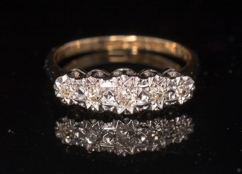 Pretty Art Deco Edwardian Antique 5 Stone Diamond Ring. 18ct Gold, Platinum Settings.