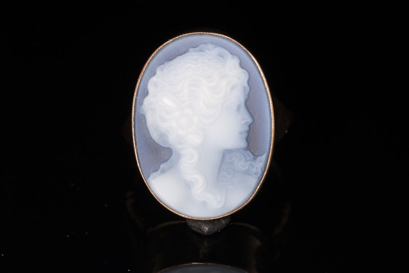 Vintage 9ct Gold Blue Agate Cameo Ring by Charles Green & Sons. Birmingham 1983.