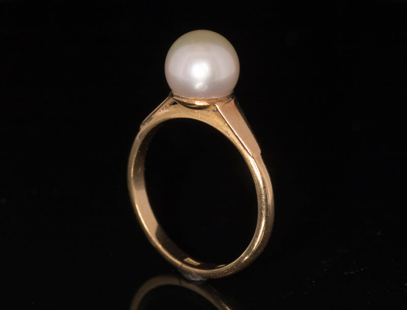 Vintage 18ct Gold and Cultured Pearl Ring. London 1985. 4.3g, Art-Deco.