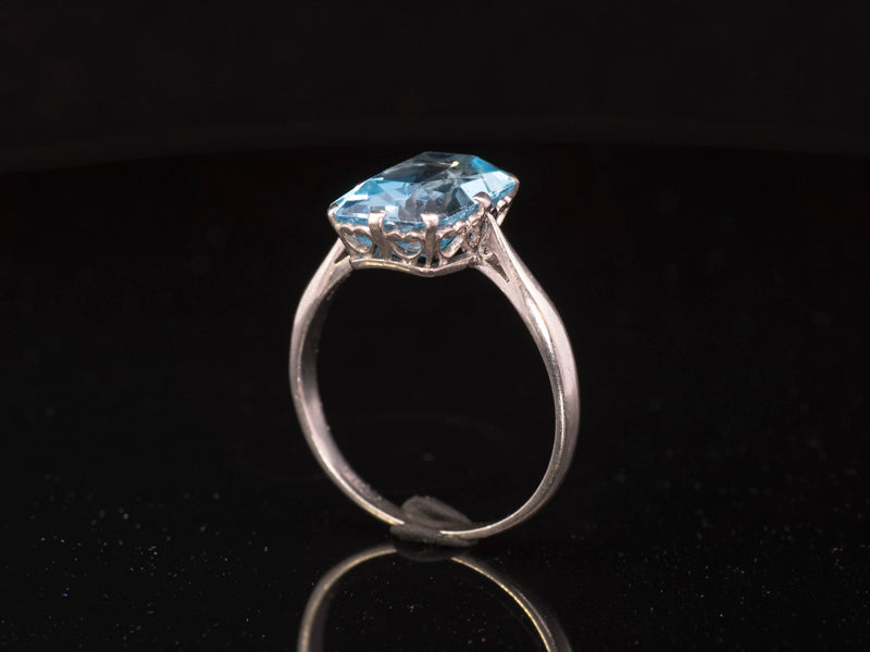 A Fine Antique 4.00ct Aquamarine Ring. Genuine Art Deco. Superb Colour, Hand Made Platinum Mount.