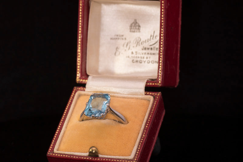 A Fine Antique 4.00ct Aquamarine Ring. Genuine Art Deco. Superb Colour, Hand Made Platinum Mount.
