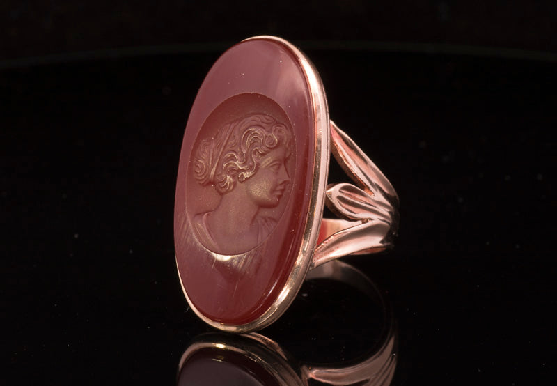 Large Vintage 9ct Rose Gold Carved Carnelian Dress Ring. Assayed in London 1973