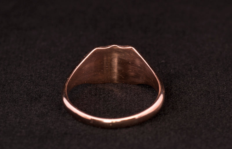 Antique 9ct Rose Gold 'Shield Shape' Signet Ring. Birmingham 1926