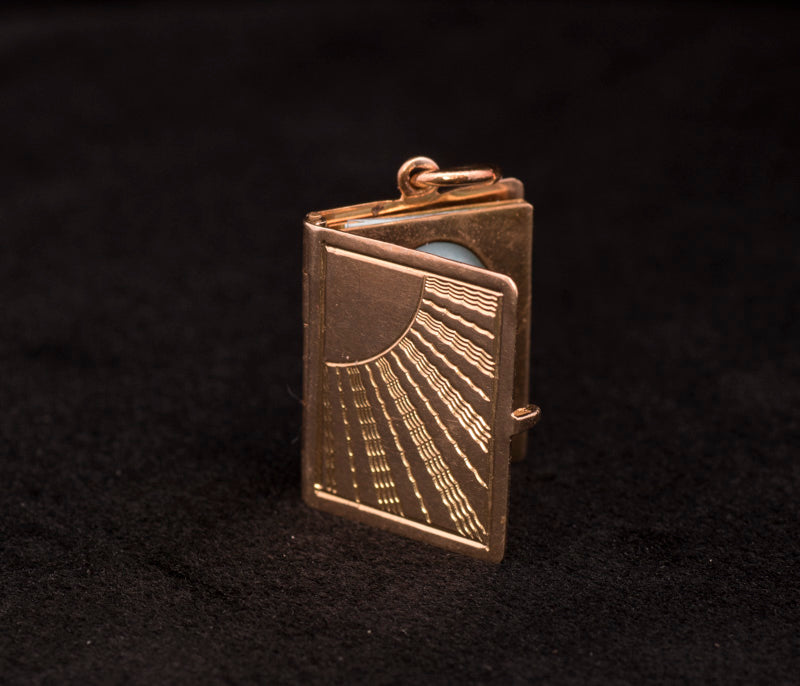 Rare Vintage 9ct Gold 'Book' Family Locket / Pendant / Charm. Assayed London, 1959