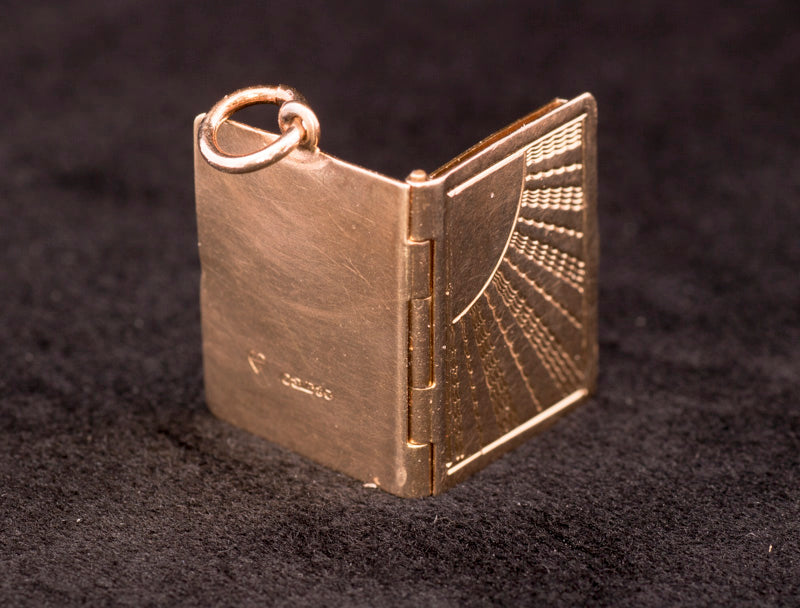 Rare Vintage 9ct Gold 'Book' Family Locket / Pendant / Charm. Assayed London, 1959