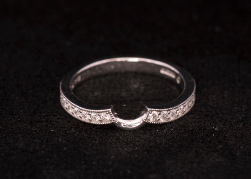 18ct White Gold and Diamond Fitted Wedding Band