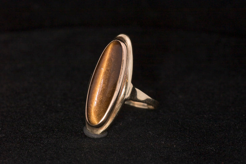 Vintage 1970's Retro Tigers Eye Dress Ring. 14ct Gold.
