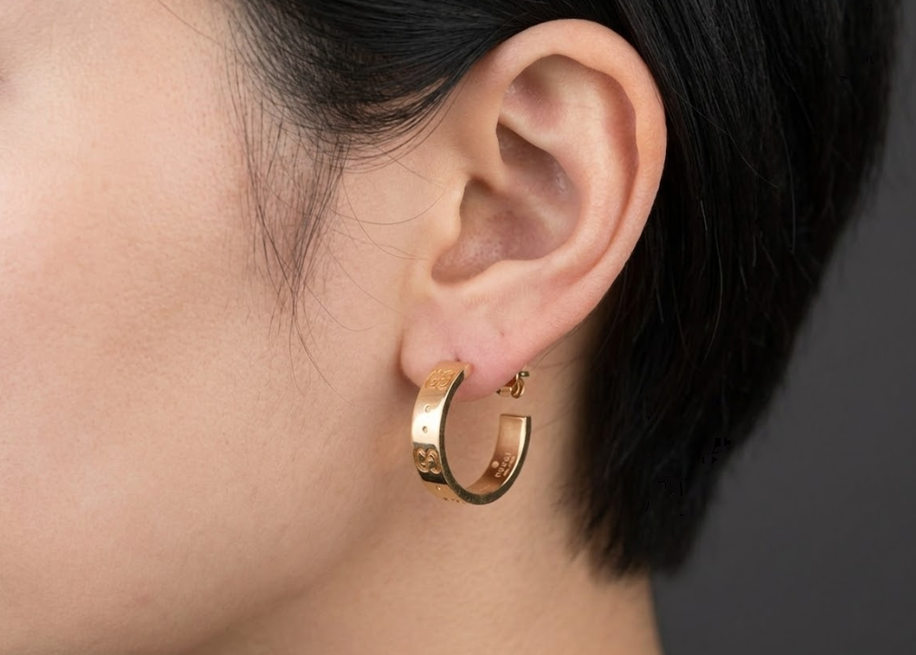 Genuine Gucci Icon 18k Yellow Gold Hoop Earrings. Immaculate Condition.