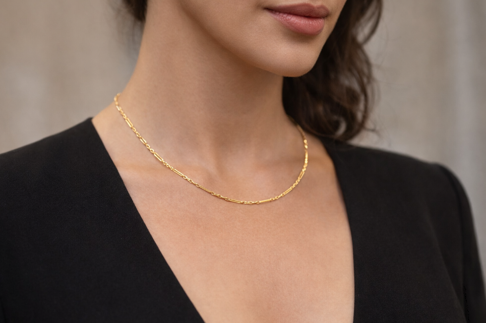 Attractive Antique 9ct Gold Chain C.1900. Trombone Link. Perfect For Your Antique Pendant.