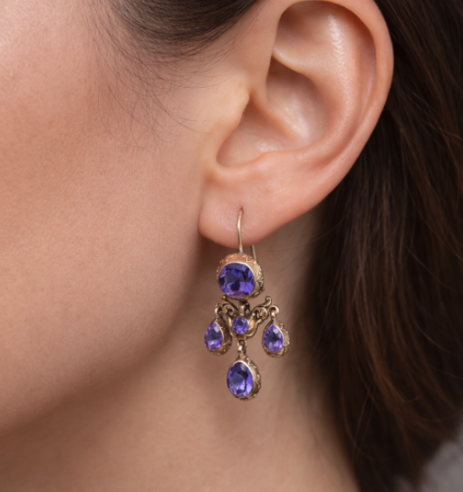 Antique Georgian 15ct Gold, 'Foil Back' Amethyst Drop Earrings. Circa 1800 /1820
